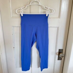 Lululemon blue cropped leggings size 6